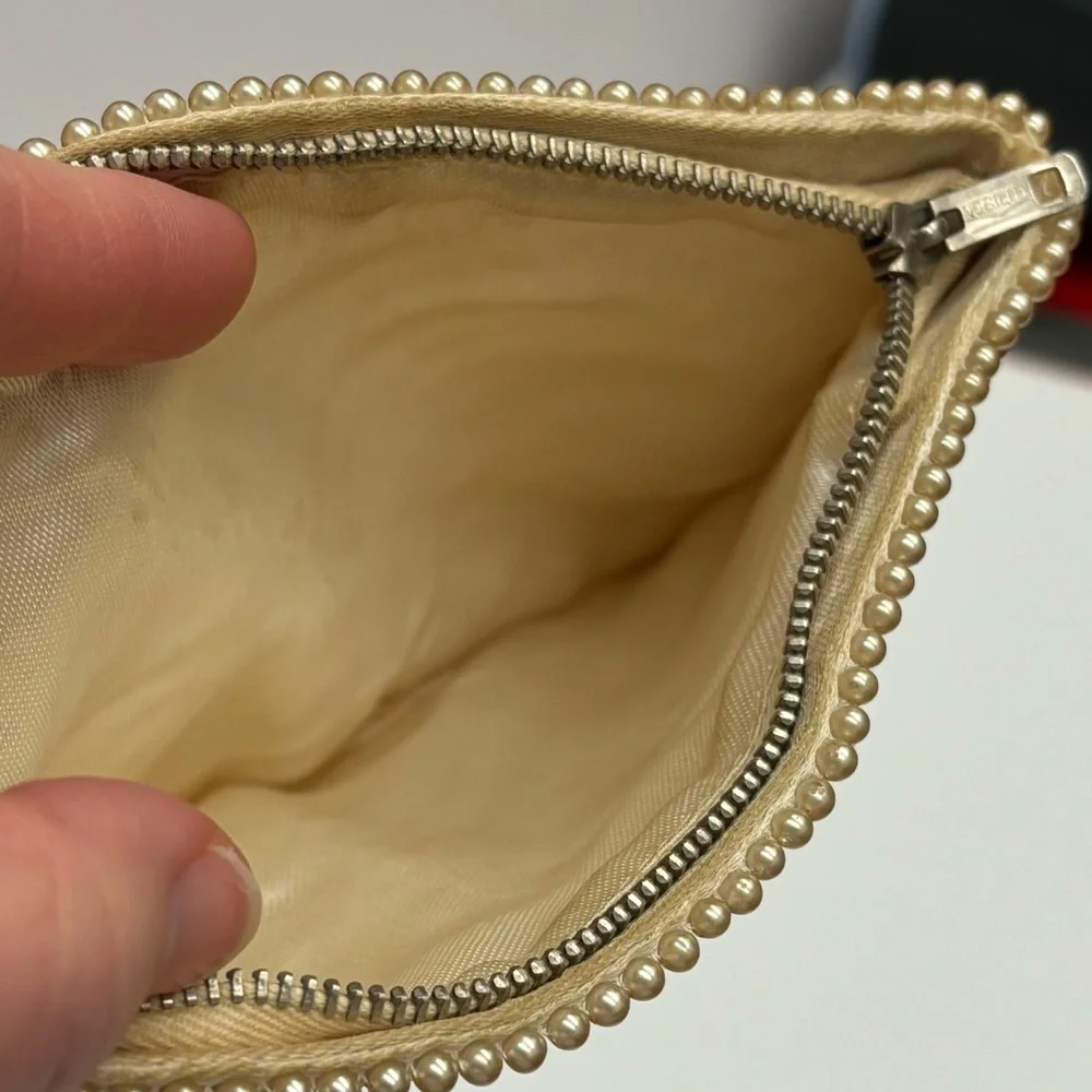 Vintage beaded and sequined coin purse pouch